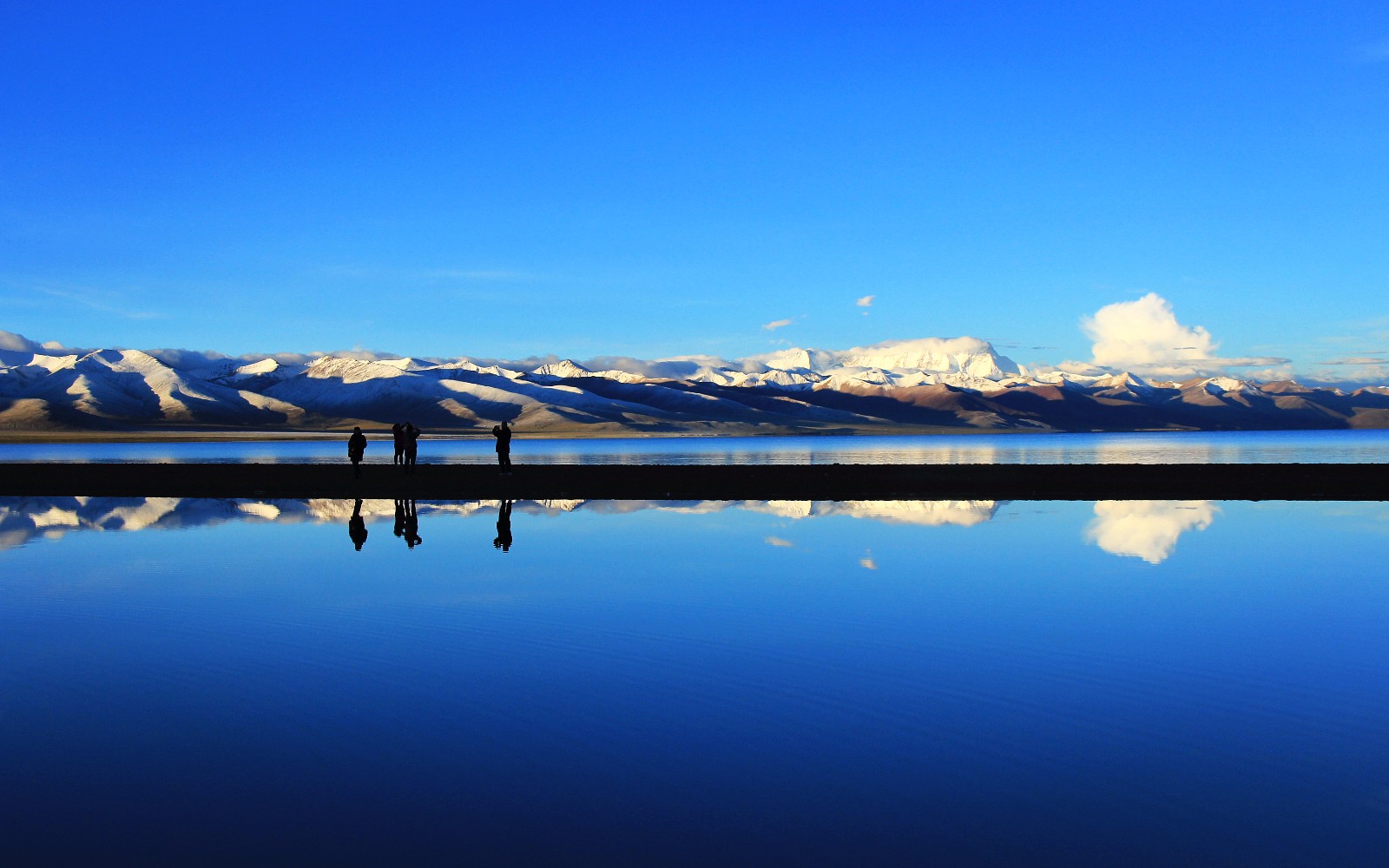 西藏神湖納木錯，令人驚嘆的美景直擊心靈